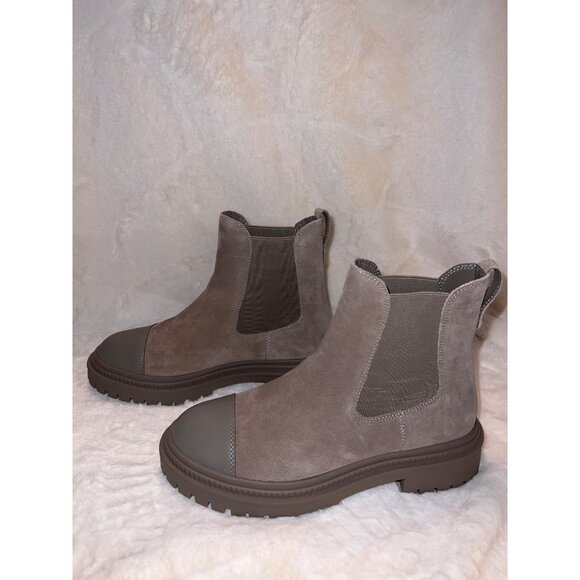 New- Steve Madden Mayslie Lug Sole Chelsea Boot, Taupe Suede, Size 8,New w/o Box - Picture 4 of 8